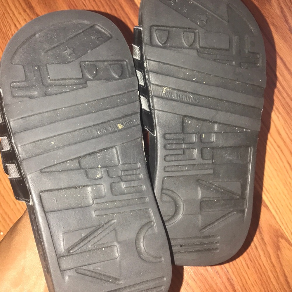 😎 ADIDAS SLIDES - Picture 3 of 5